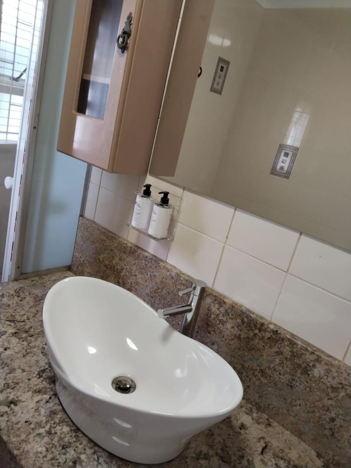 Oak Gardens Bed And Breakfast Newcastle Extérieur photo